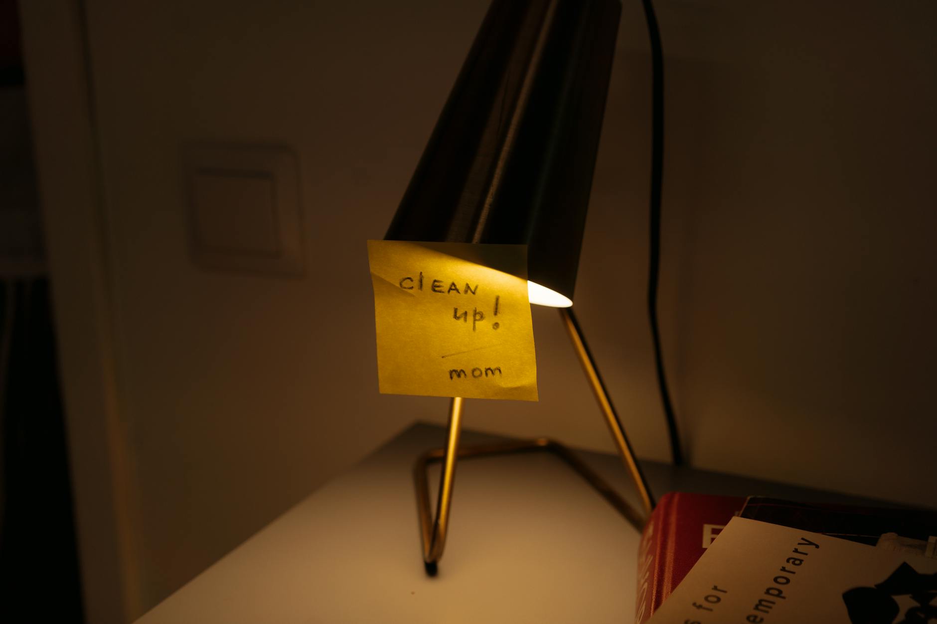 面试官追问清单：识别只会拼模板的候选人与真正能做工程的人